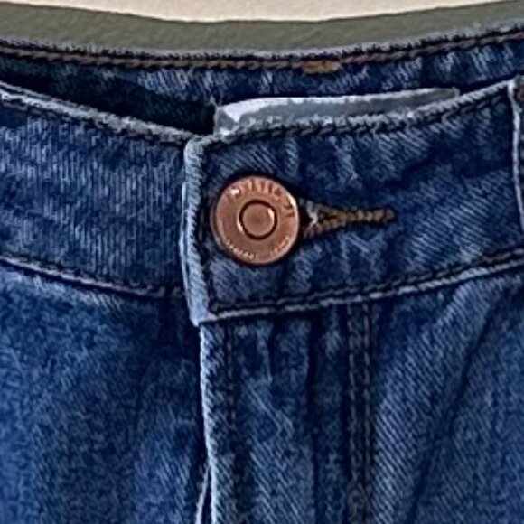 Forever 21 Women's Jean Skirt, size 27 - Picture 4 of 4